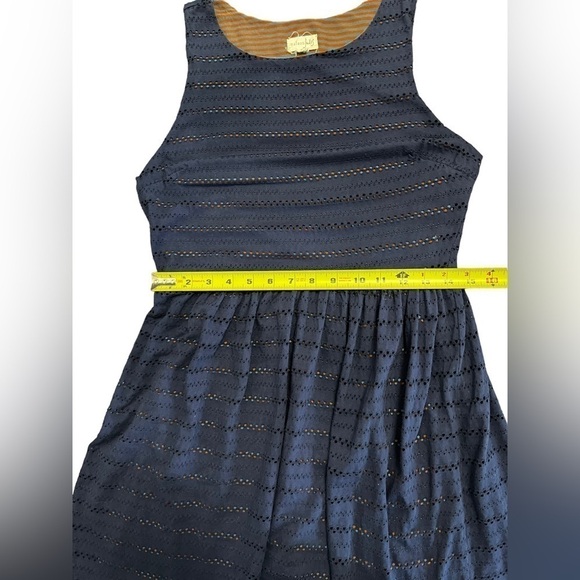 Maison Jules Navy Eyelet Sleeveless Dress Medium - Picture 12 of 13